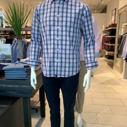 UNTUCKit - Untucked