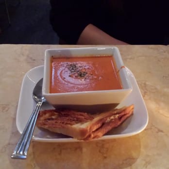 Mua - Tomato Bisque and Mini Grilled Cheese - Bars Near Me - Oakland, California Mua - Tomato Bisque and Mini Grilled Cheese - Bars Near Me - Oakland, California