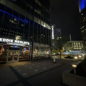 Eddie Merlot's - Outside - Seafood Near Me - Pittsburgh, Pennsylvania Eddie Merlot's - Outside - Seafood Near Me - Pittsburgh, Pennsylvania