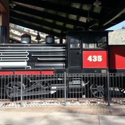 Train replica Train replica