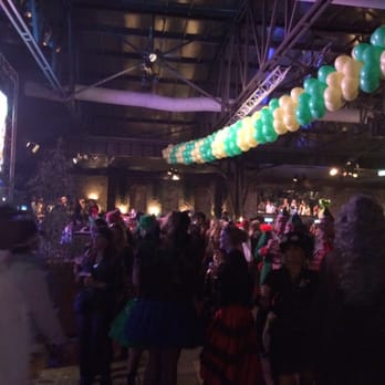 Die Halle Tor 2 - Dance Clubs Near Me - Cologne, NW