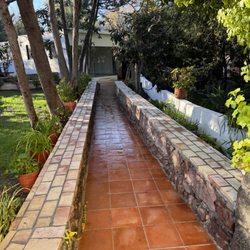 La Gruta - Pathway to pools