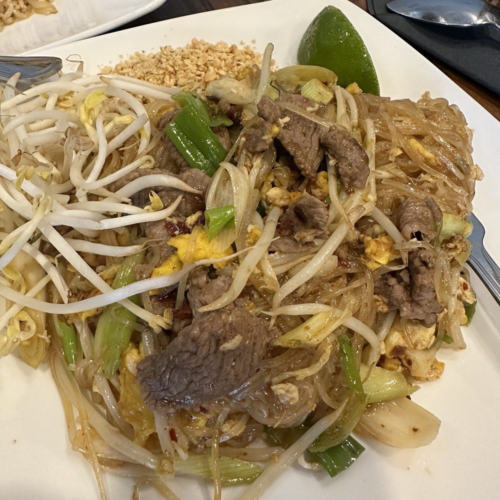 Sukhumvit 77 - Pad Thai with beef - Thai Near Me - Live Oak, Texas Sukhumvit 77 - Pad Thai with beef - Thai Near Me - Live Oak, Texas