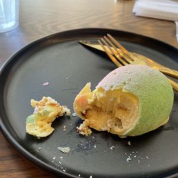 Mango Pastry Mango Pastry