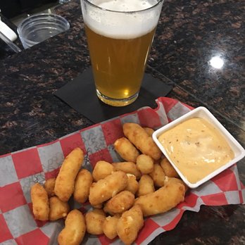 CB3 Burgers & Brews - New American Near Me - Rochester, Minnesota