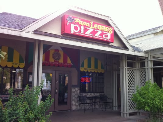 Papa Leone's Pizza by null