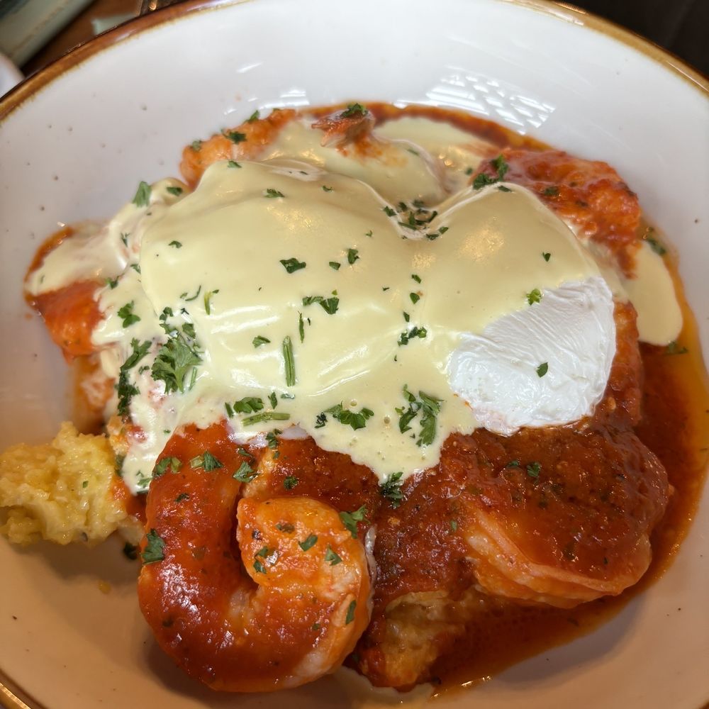 Brix Tavern - Tualatin - Shrimp and grits - Breakfast & Brunch Near Me - Tualatin, Oregon