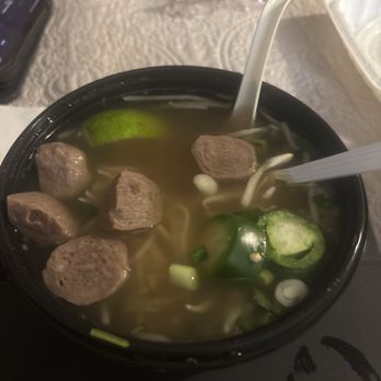 Lily's Thai Cafe - Bubble Tea Near Me - Weed, California Lily's Thai Cafe - Bubble Tea Near Me - Weed, California
