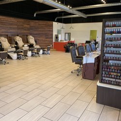 Bella Nails & Spa - Inside salon