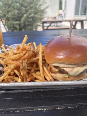 Migration Brewing x Pápa's Frita - Williams by null