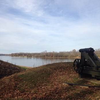 Fort Donelson National Battlefield - Landmarks & Historical Buildings Near Me - Dover, Tennessee Fort Donelson National Battlefield - Landmarks & Historical Buildings Near Me - Dover, Tennessee