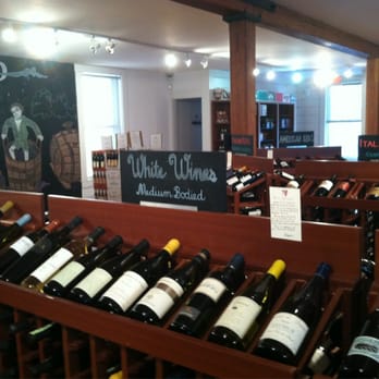 Harvard General Store - Coffee & Tea Near Me - Harvard, Massachusetts