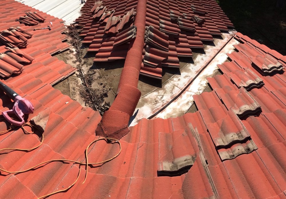 Slide of Divine Roofing Services