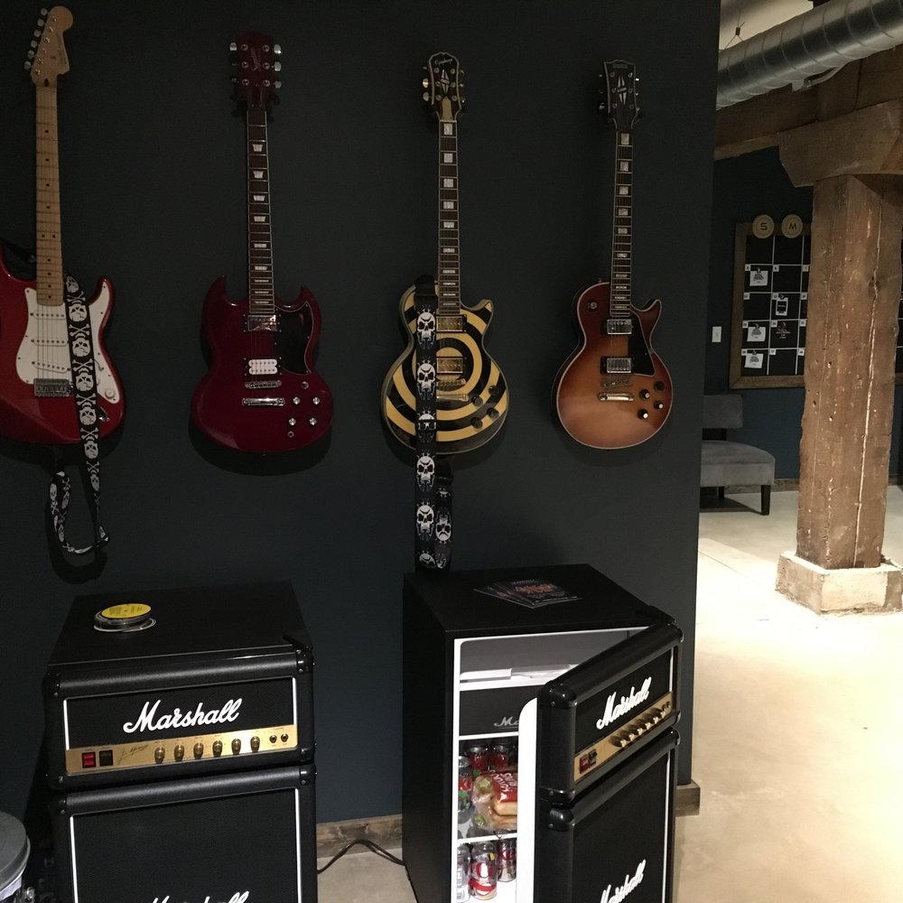 Altered Stage - Mini Fridge Amp :D - Musical Instruments & Teachers Near Me - Chicago, Illinois