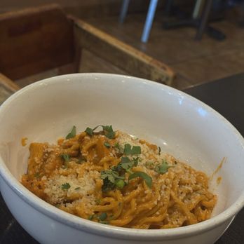 Mirchi Cafe, Halal American & Desi Restaurant Fremont - Chicken tikka Noodles - Asian Fusion Near Me - Fremont, California