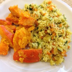 Uscio&Bottega - Riso basmati con verdure e curry con zucca al forno... Meraviglioso!