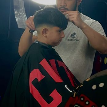 Cutz On Main - Barbers Near Me - Santa Clarita, California Cutz On Main - Barbers Near Me - Santa Clarita, California