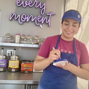 Baskin Robbins - Extremely helpful Baskin-Robbins Staff - Ice Cream & Frozen Yogurt Near Me - La Mesa, California Baskin Robbins - Extremely helpful Baskin-Robbins Staff - Ice Cream & Frozen Yogurt Near Me - La Mesa, California