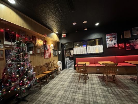 Homage Bar by null