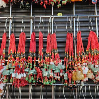 DDJ Hawaii - Lots of jade charms - Jewelry Near Me - Honolulu, Hawaii DDJ Hawaii - Lots of jade charms - Jewelry Near Me - Honolulu, Hawaii