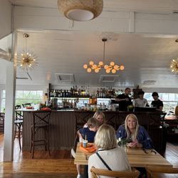 Easy Street Restaurant - Interior