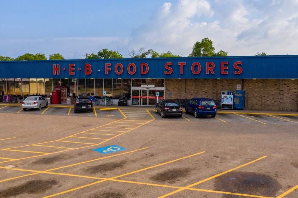 HEB Updated August 2024 435 Live Oak St, Marlin, Texas Grocery