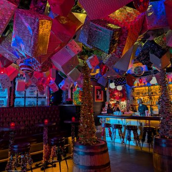 Swan Bar - Bars Near Me - San Diego, California