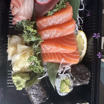 Fancy Sushi & Grill - Salmon , avocado roll, Whitefish, and Tuna - Sushi Bars Near Me - Jacksonville, Florida