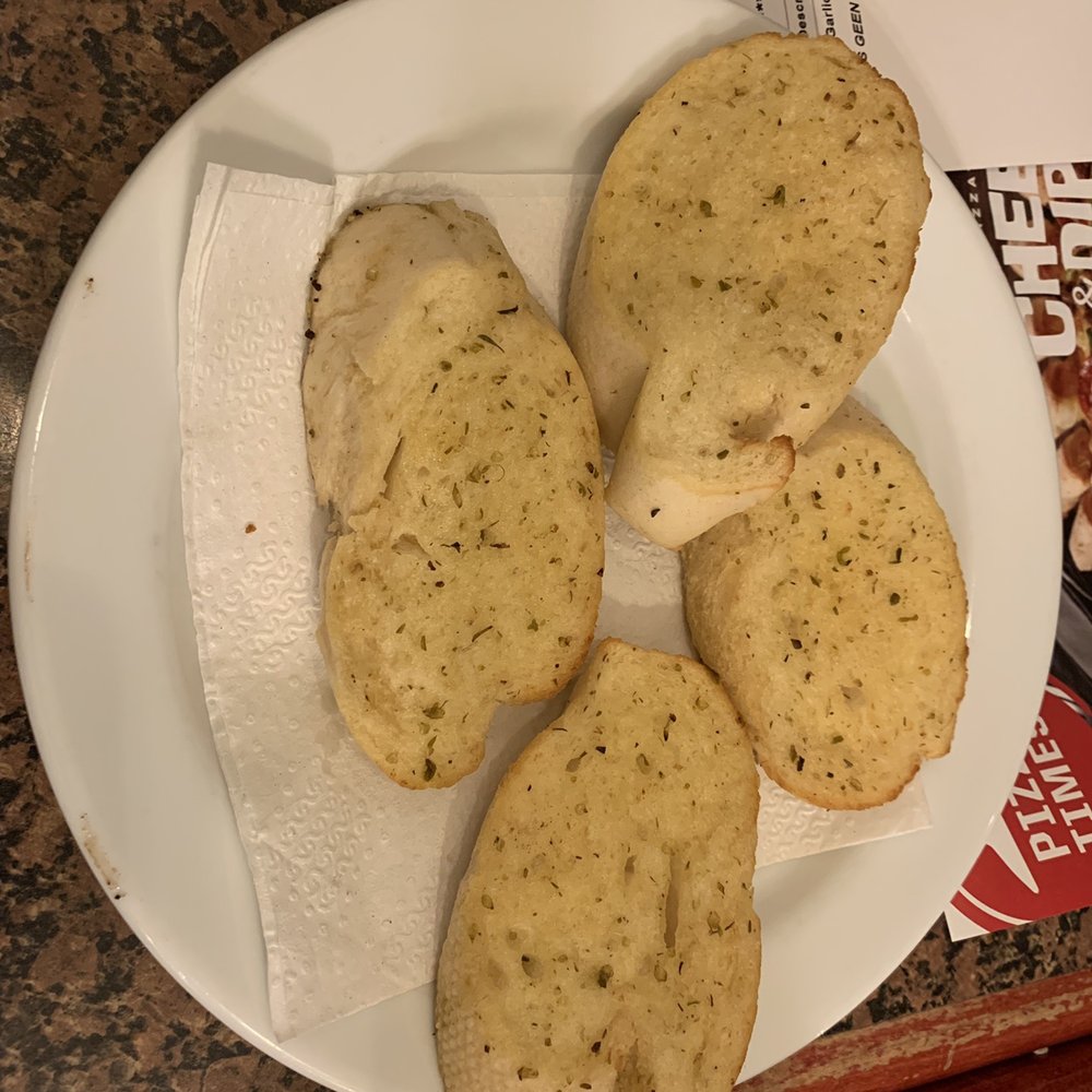 Pizza Hut - Pizza Near Me - Bruges, VWV