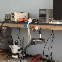 Cell Phone & Computer Repair Center - Professional check Tools