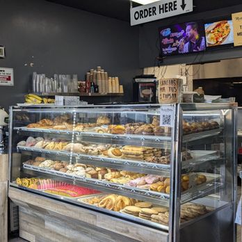Marilus Bakery - Pan dulce case - Coffee & Tea Near Me - Long Beach, California Marilus Bakery - Pan dulce case - Coffee & Tea Near Me - Long Beach, California