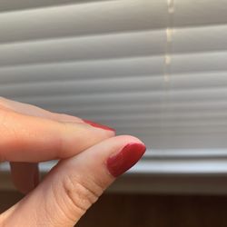 Bahama Nails - Peeling gel after 3 hours