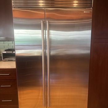 Universal Appliance and Kitchen Center - Fridge fits - Appliances Near Me - Studio City, California Universal Appliance and Kitchen Center - Fridge fits - Appliances Near Me - Studio City, California