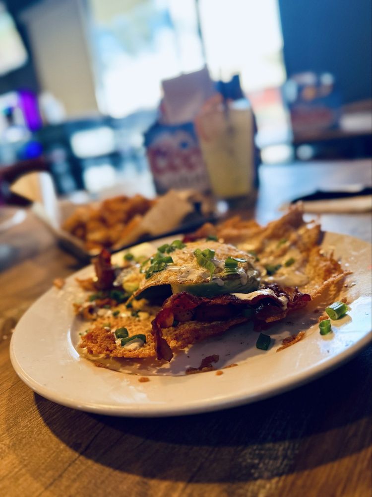 Tonno's Sports Bar and Grill