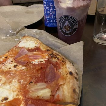 Just Tap'd - Hawaiian Pizza and Blueberry Soda Float! - Beer, Wine & Spirits Near Me - Macon, Georgia Just Tap'd - Hawaiian Pizza and Blueberry Soda Float! - Beer, Wine & Spirits Near Me - Macon, Georgia