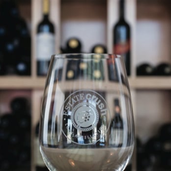 Estate Crush - 18 wines on the tasting menu each month - Wineries Near Me - Lodi, California Estate Crush - 18 wines on the tasting menu each month - Wineries Near Me - Lodi, California