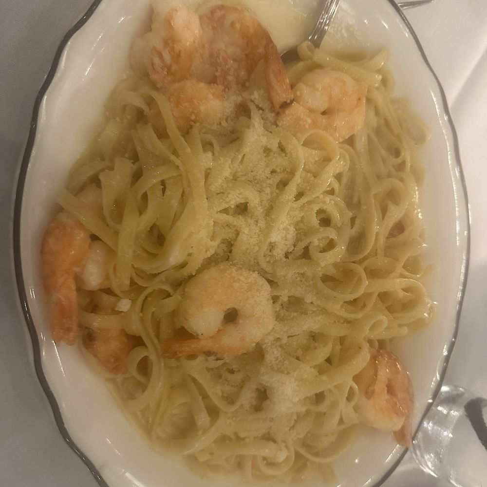 Shrimp Fettuccine Alfredo Shrimp Fettuccine Alfredo