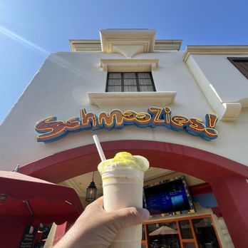 Schmoozies! - Lemon Pound Cake Shake with a side of restaurant frontage - Coffee & Tea Near Me - Anaheim, California