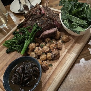 The Bison Restaurant - Bison platter - Canadian (New) Near Me - Banff, Alberta The Bison Restaurant - Bison platter - Canadian (New) Near Me - Banff, Alberta