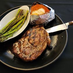 Edgars Steakhouse - Steak, Asparagus & Sweet Potato
