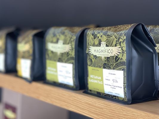 Magnífico Coffee Roasters & Coffee Shop by null