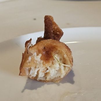 Crustacean Beverly Hills - Crab puff - Vietnamese Near Me - Beverly Hills, California Crustacean Beverly Hills - Crab puff - Vietnamese Near Me - Beverly Hills, California