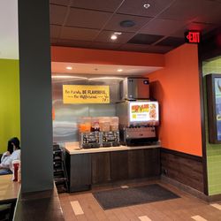 Pollo Campero - Self service pepsi