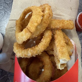 Portillo's Glendale - Onion rings - Salad Near Me - Glendale, Arizona Portillo's Glendale - Onion rings - Salad Near Me - Glendale, Arizona