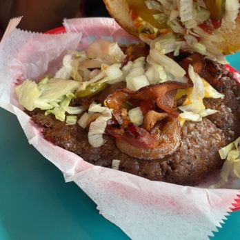 Schoop's Hamburgers - Bacon Cheeseburger - Burgers Near Me - Calumet City, Illinois Schoop's Hamburgers - Bacon Cheeseburger - Burgers Near Me - Calumet City, Illinois
