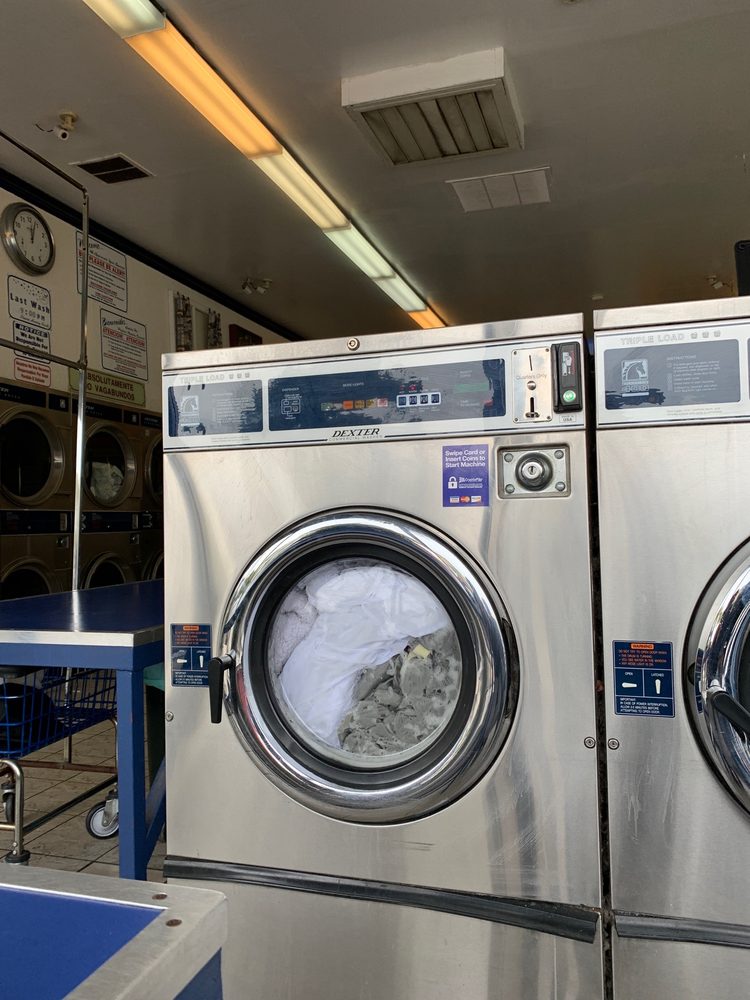 4TH & TEMPLE LAUNDROMAT 19 Photos & 41 Reviews 2805 E 4th St, Long