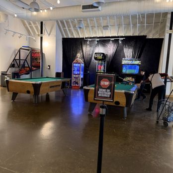 Late Mouse Coffee - Games for customers - Coffee & Tea Near Me - Folsom, California