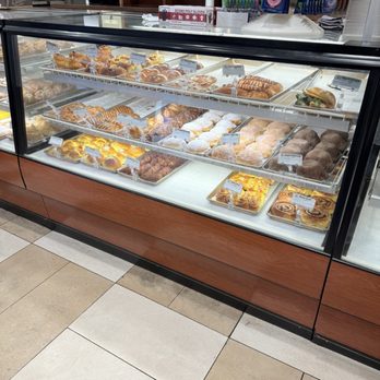 Liliha Bakery - Ala Moana - Breakfast & Brunch Near Me - Honolulu, Hawaii Liliha Bakery - Ala Moana - Breakfast & Brunch Near Me - Honolulu, Hawaii
