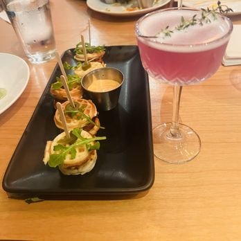 6 Cocktails - Cocktail Bars Near Me - Tracy, California