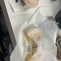 I always come for a grilled cheese and they are always so nice and friendly even when the costumers are so impolite